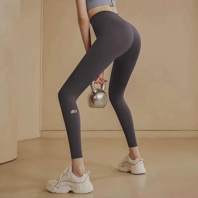 טייץ מחטב בגזרה גבוהה